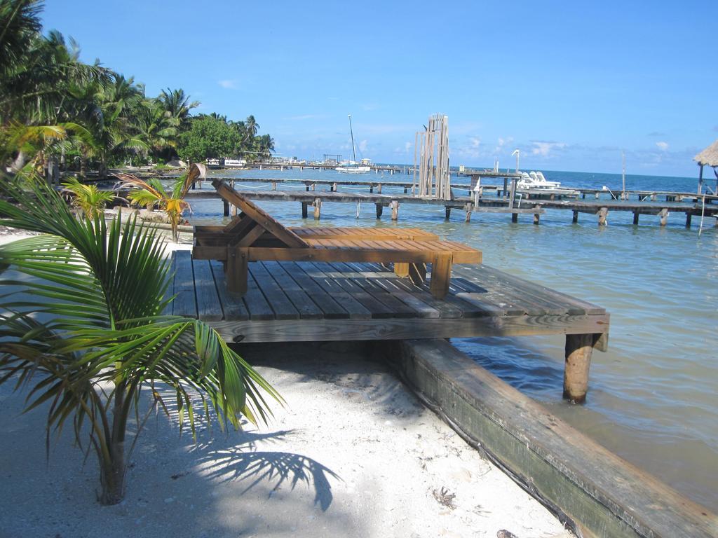 Villa Carolyn'S House Cayo Caulker Exterior foto